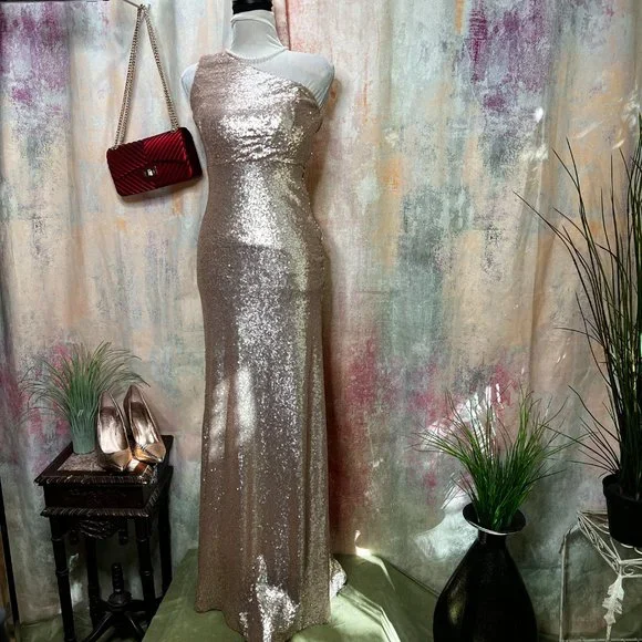 white graduation dress short nearby Rose Gold One-shoulder Dress main image 0